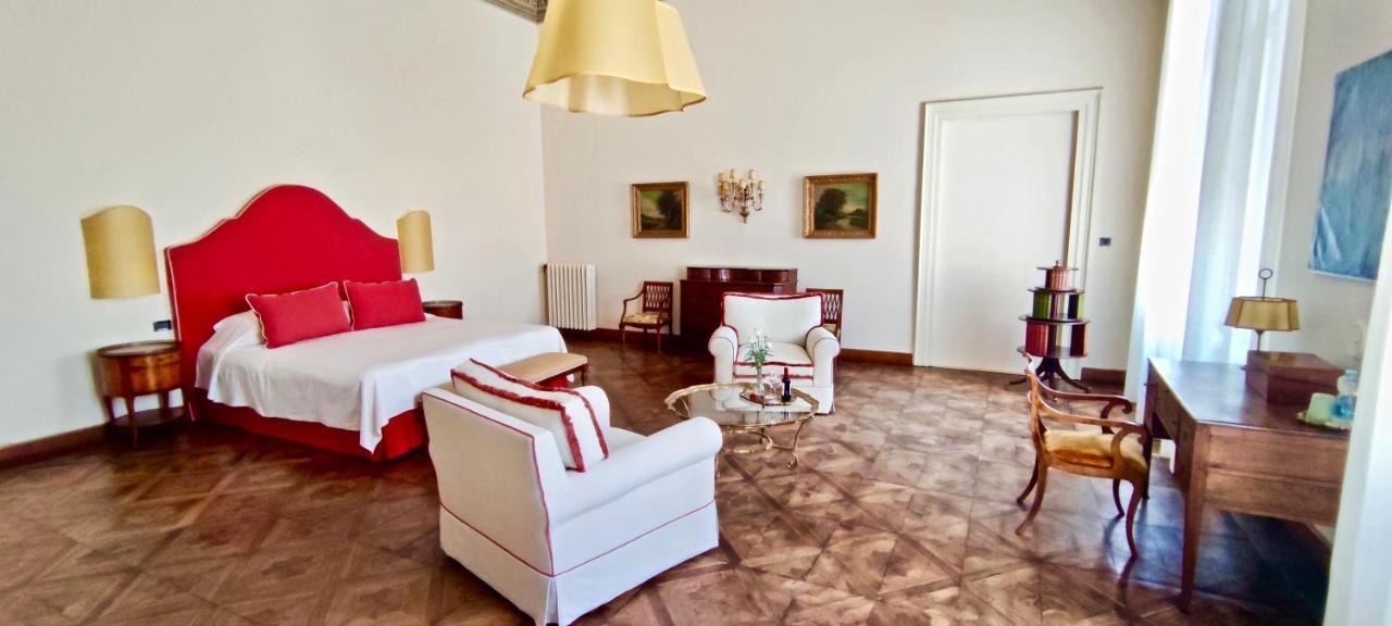 Palazzo Mantua Benavides Suites & Apartments ปาโดวา ภายนอก รูปภาพ