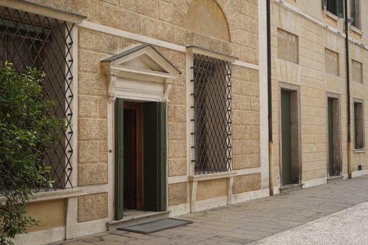 Palazzo Mantua Benavides Suites & Apartments ปาโดวา ภายนอก รูปภาพ