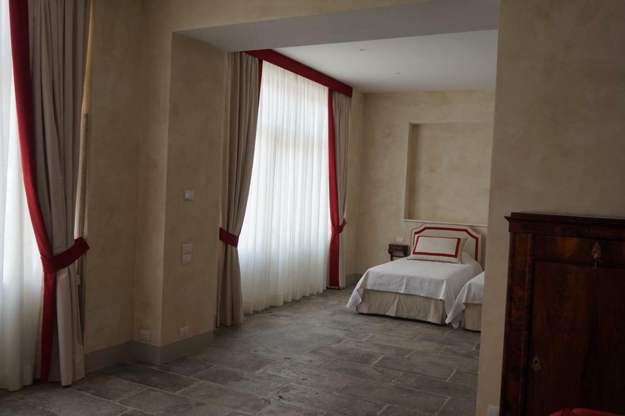 Palazzo Mantua Benavides Suites & Apartments ปาโดวา ภายนอก รูปภาพ