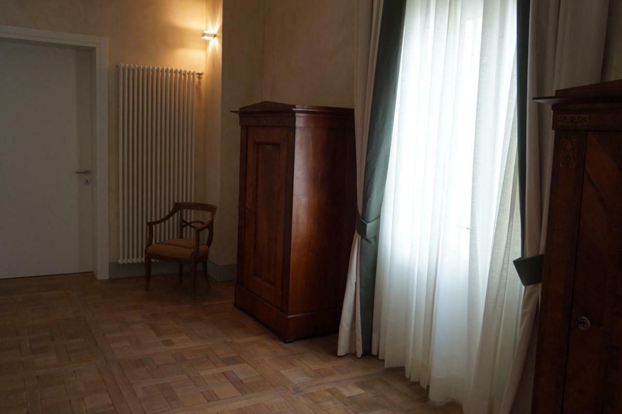 Palazzo Mantua Benavides Suites & Apartments ปาโดวา ภายนอก รูปภาพ