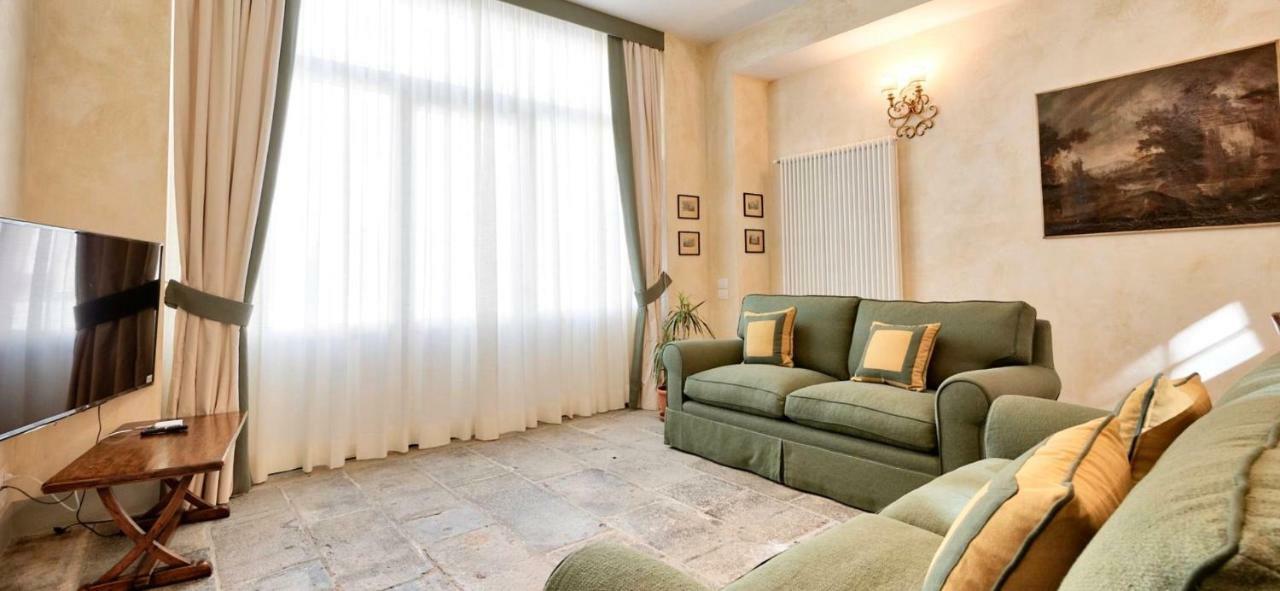 Palazzo Mantua Benavides Suites & Apartments ปาโดวา ภายนอก รูปภาพ