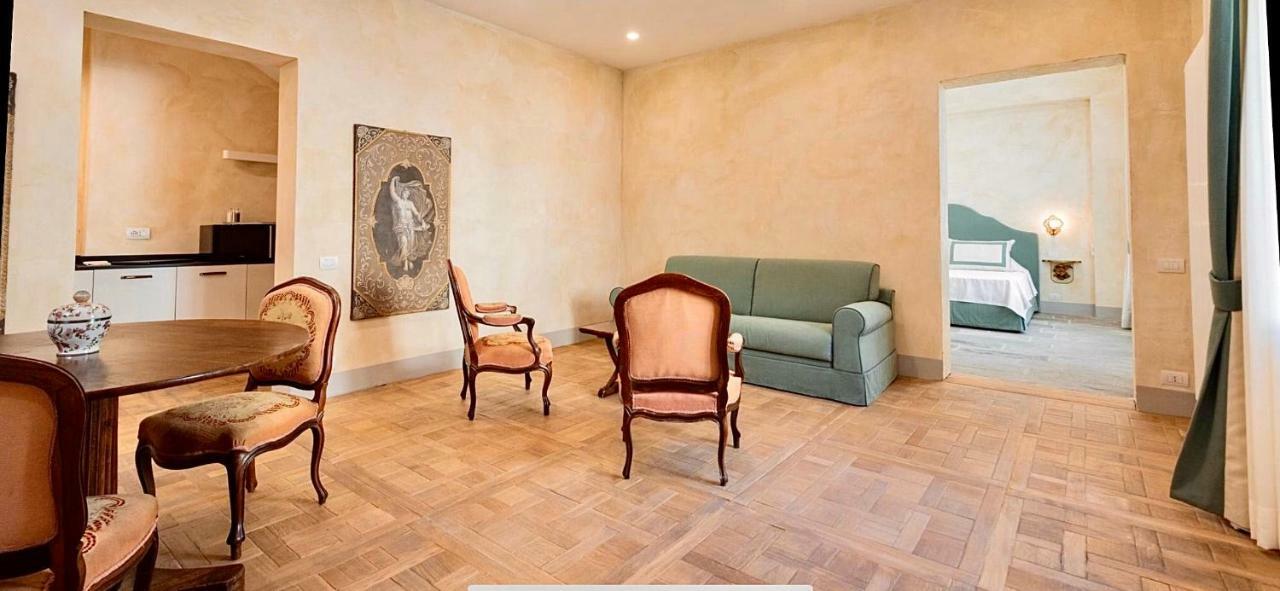 Palazzo Mantua Benavides Suites & Apartments ปาโดวา ภายนอก รูปภาพ