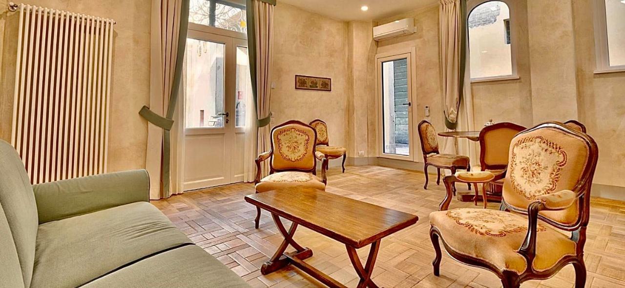 Palazzo Mantua Benavides Suites & Apartments ปาโดวา ภายนอก รูปภาพ